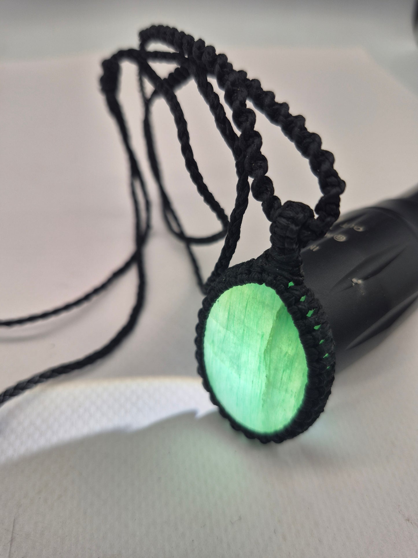 Green Aventurine Macrame Necklace: Lucky Crystal Healing Stone