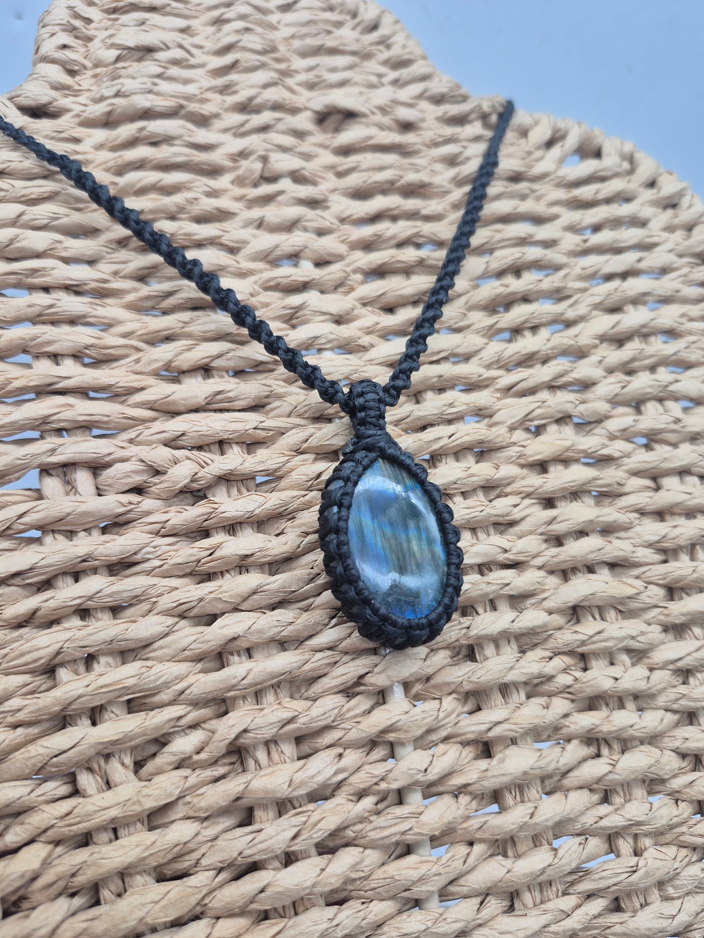 Labradorite Macrame Pendant Necklace Cabochon