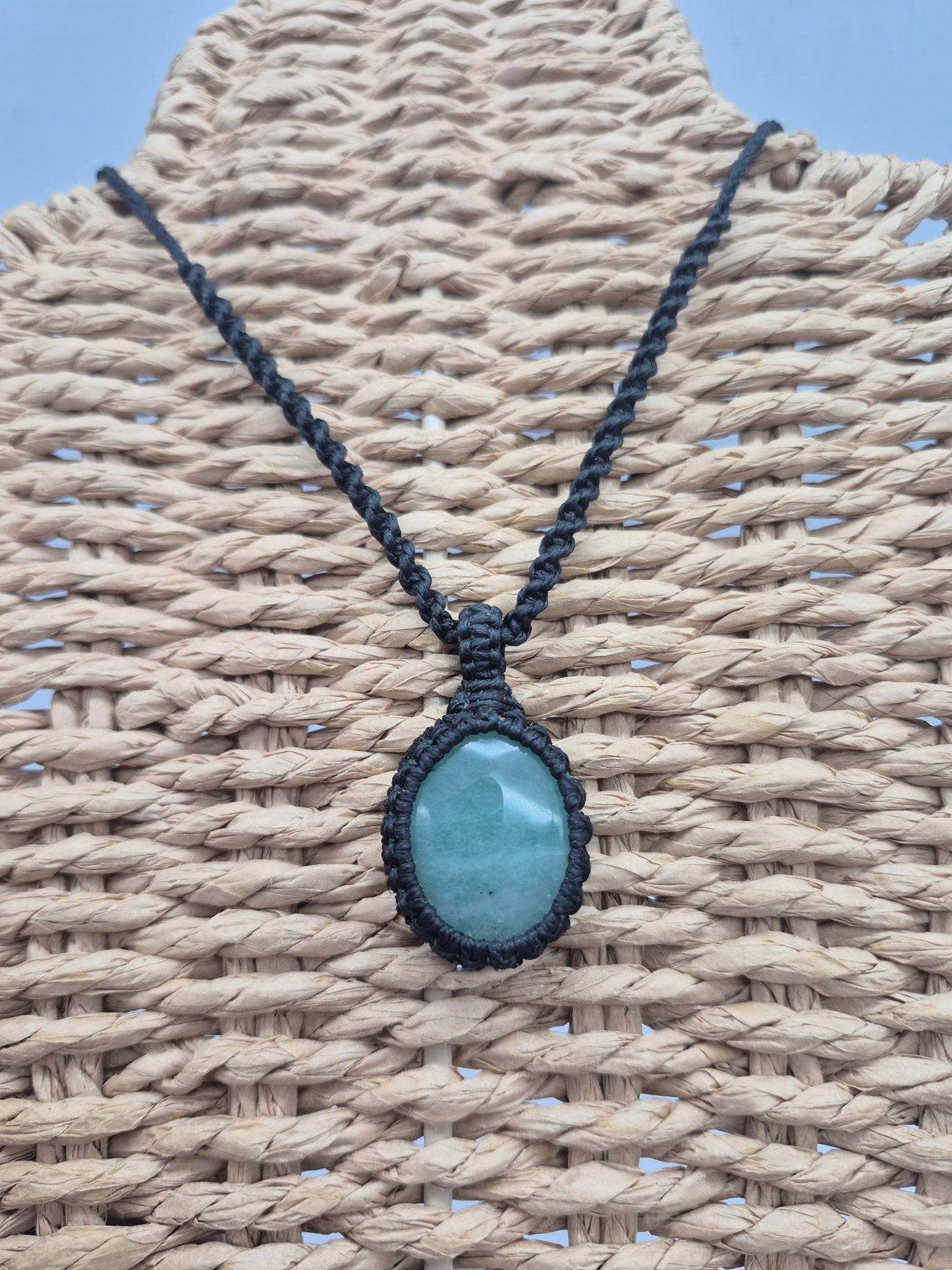 Green Aventurine Macrame Necklace: Lucky Crystal Healing Stone