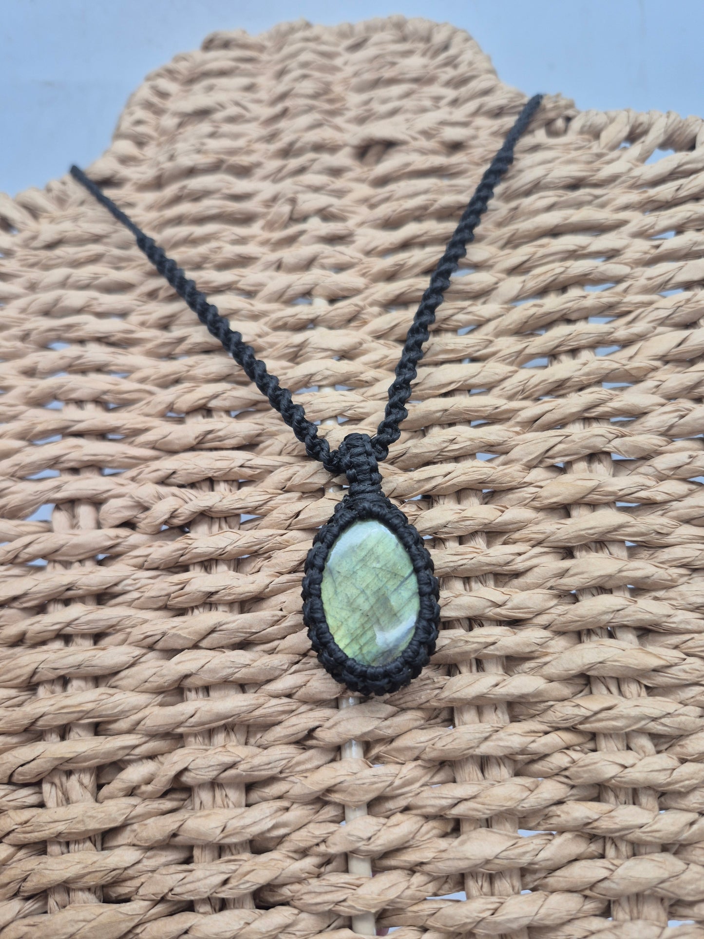 Labradorite Macrame Pendant Necklace Cabochon