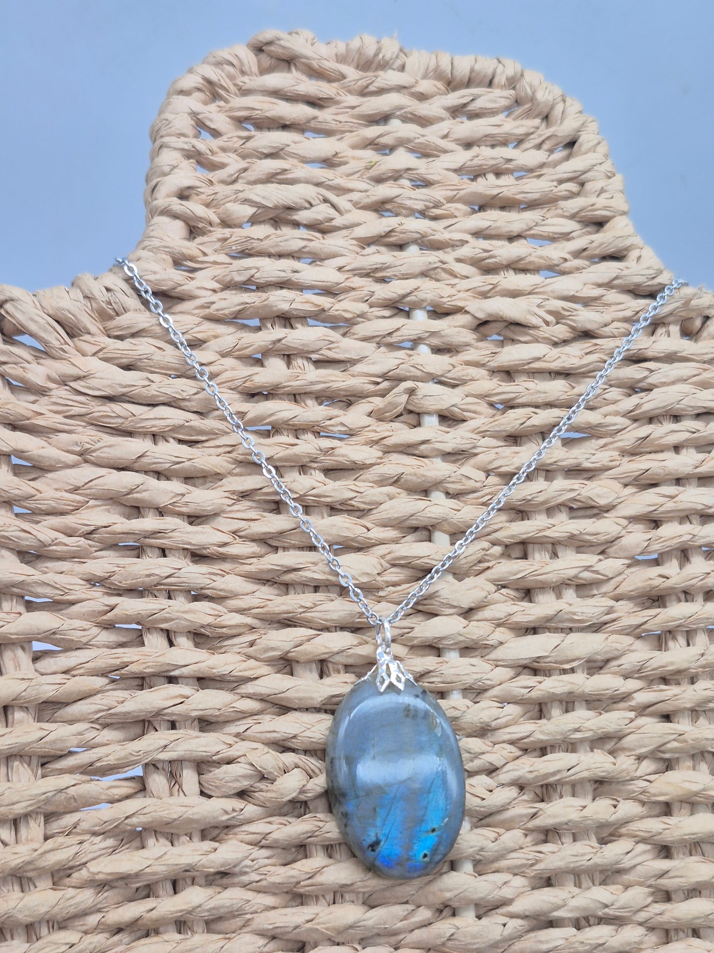 Labradorite Pendant Oval Shaped Silver Hoop, Stailnless steel Chain, Healing Crystal