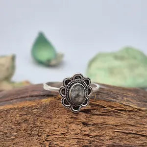 Labradorite Silver Plated Ring, Flashy Crystal Ring, Gemstone Adjustable Ring