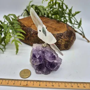 Quartz Carved Bird on Amethst Cluster Base Agate Plum and Tail, Gemstone Vintage Parrot Bird Sculpture Figurine
