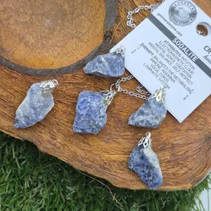 Φυσικό ακατέργαστο κολιέ από ατσάλι από σοδαλίτη Θεραπευτικό κρύσταλλο μπλε αξεσουάρ Zodiac Mineral Stone