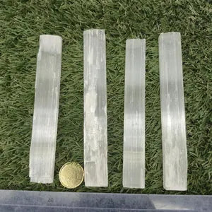 Raw Selenite Crystal Bar: Natural Cleansing, Aura Protection ( 76 +- 85 gr )
