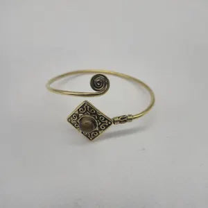 Tiger Eye Brass Adjustable Bracelet – Handmade Gemstone Jewelry for Women