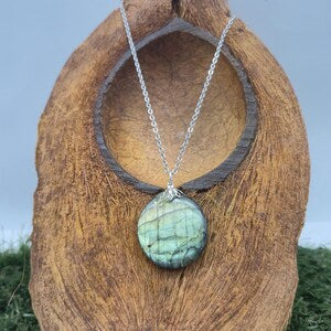 Flashy Labradorite Crystal Necklace, Green Stone Chain Necklace
