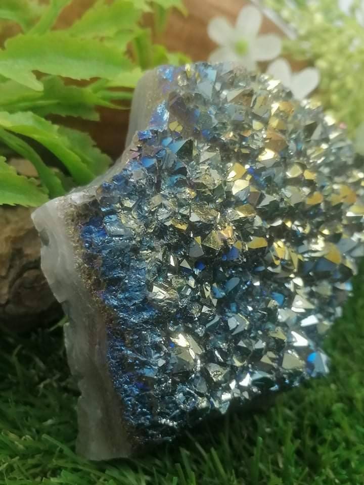 Natural Amethyst and Titanium oxidation - Amazing Collector's Piece Extra Quality