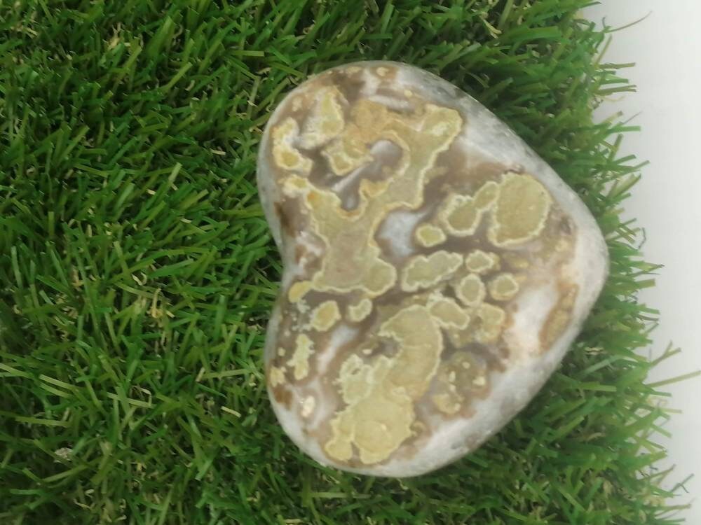 Amethyst Heart Shaped Stone Crystal,Brazilian stone Rough, Protection Healing, Cluster stone,Magic Power, Decoration