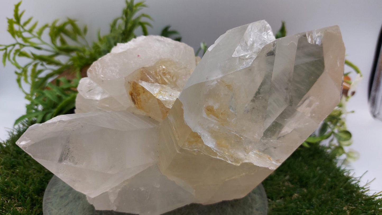 Collector's Piece - Rough Quartz Pointy Mineral / Home Decor / Protection