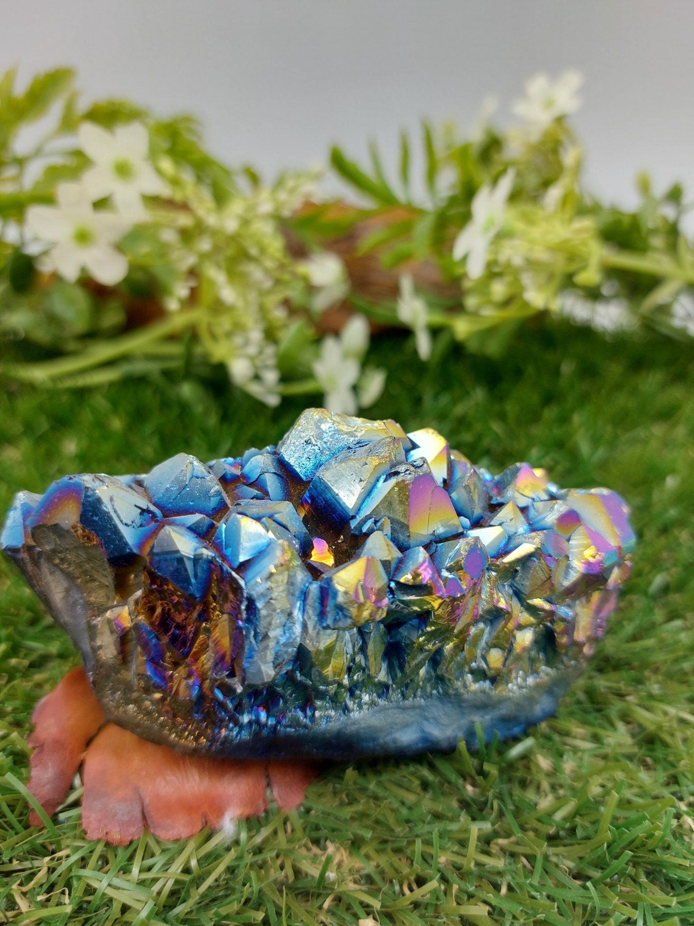 Amethyst Crystal with Titanium oxidation (Aura) - Amazing Collector's Piece Extra Quality