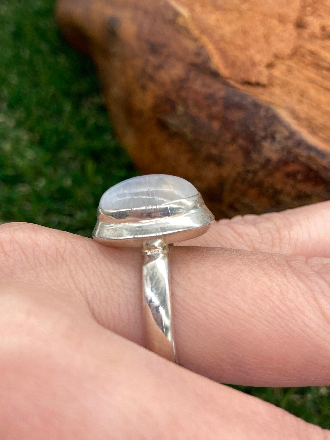 Rainbow Moonstone Crystal Sterling Silver 925 Cabochon Cut Ring Top Quality Handmade