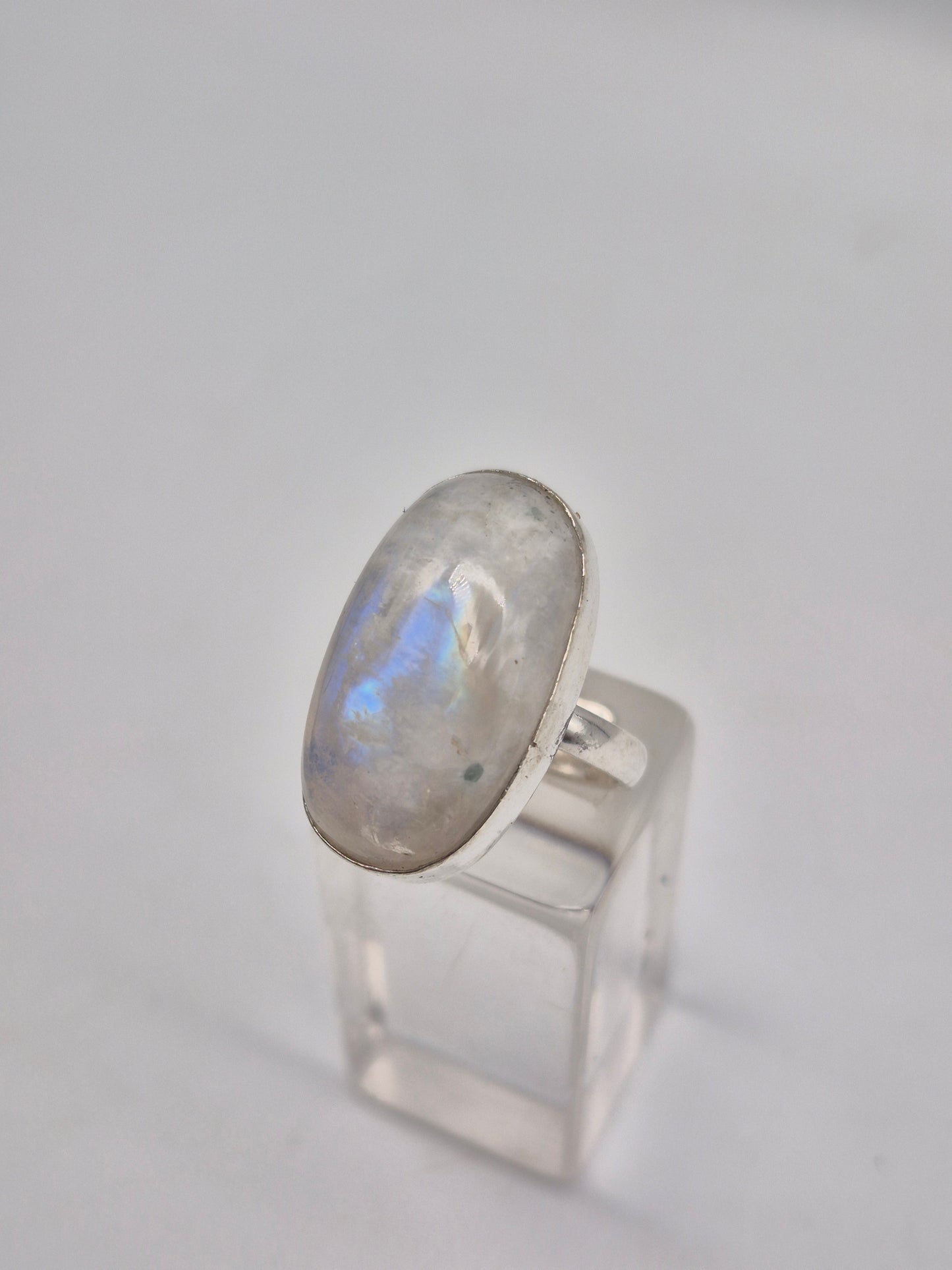 Rainbow Moonstone Adjustable Ring – Silver Plated Cabochon Iridescent Healing Crystal Jewelry