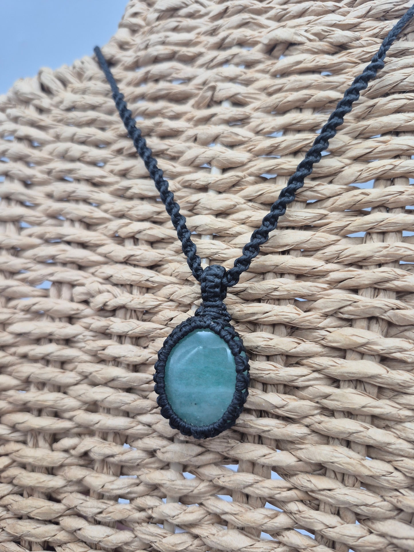 Green Aventurine Macrame Necklace: Lucky Crystal Healing Stone