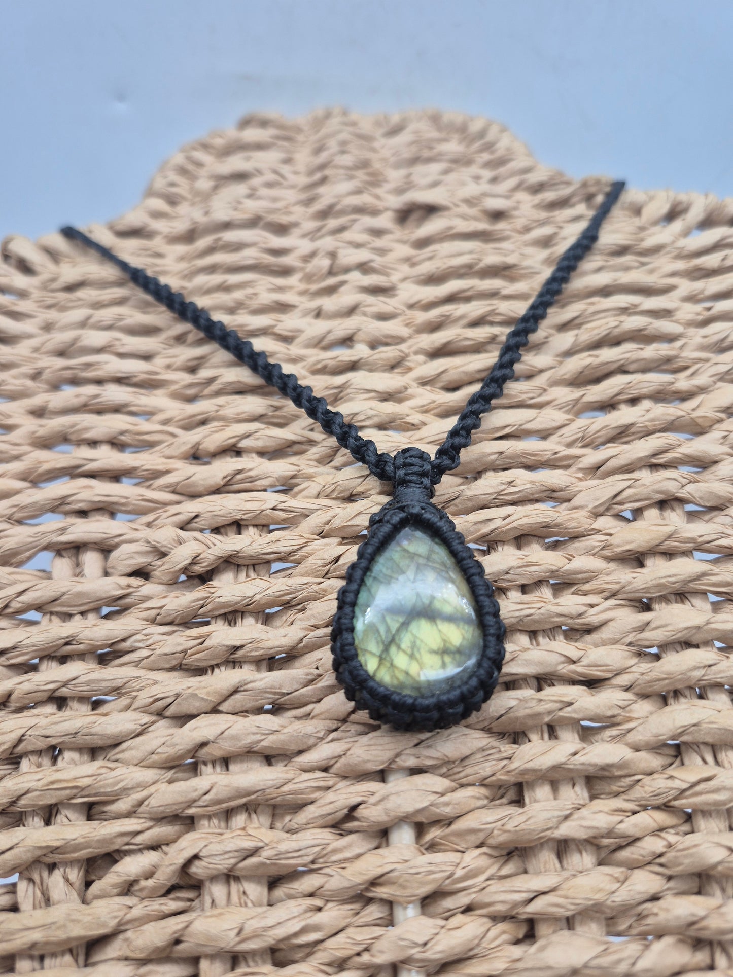 Labradorite Macrame Pendant Necklace Cabochon