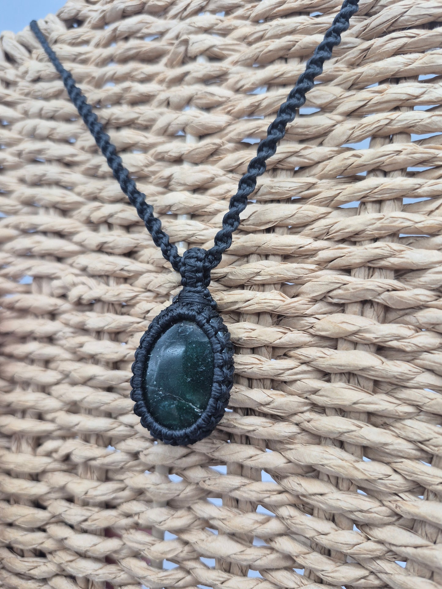 Green Aventurine Macrame Necklace: Lucky Crystal Healing Stone