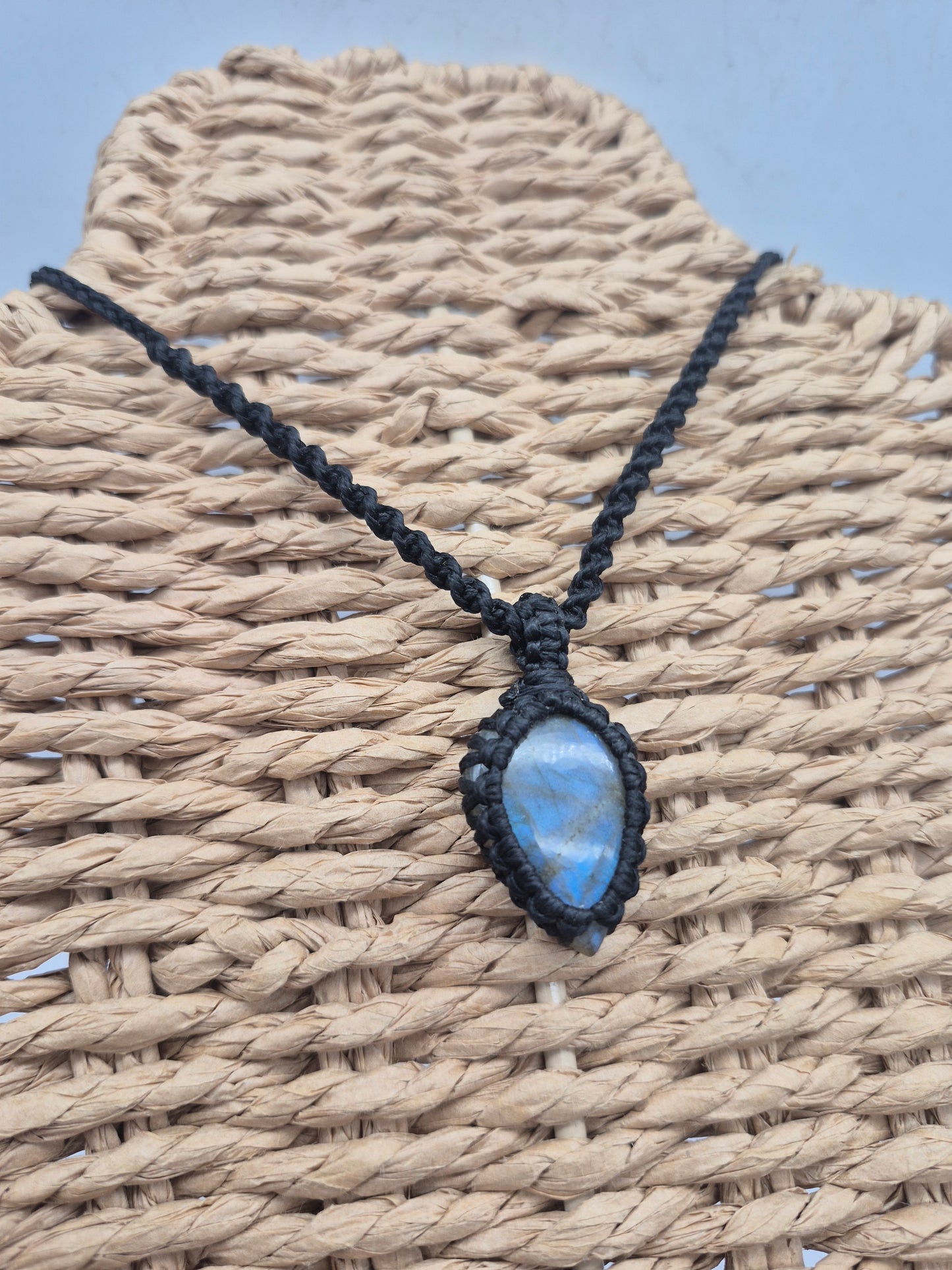 Labradorite Macrame Pendant Necklace Cabochon