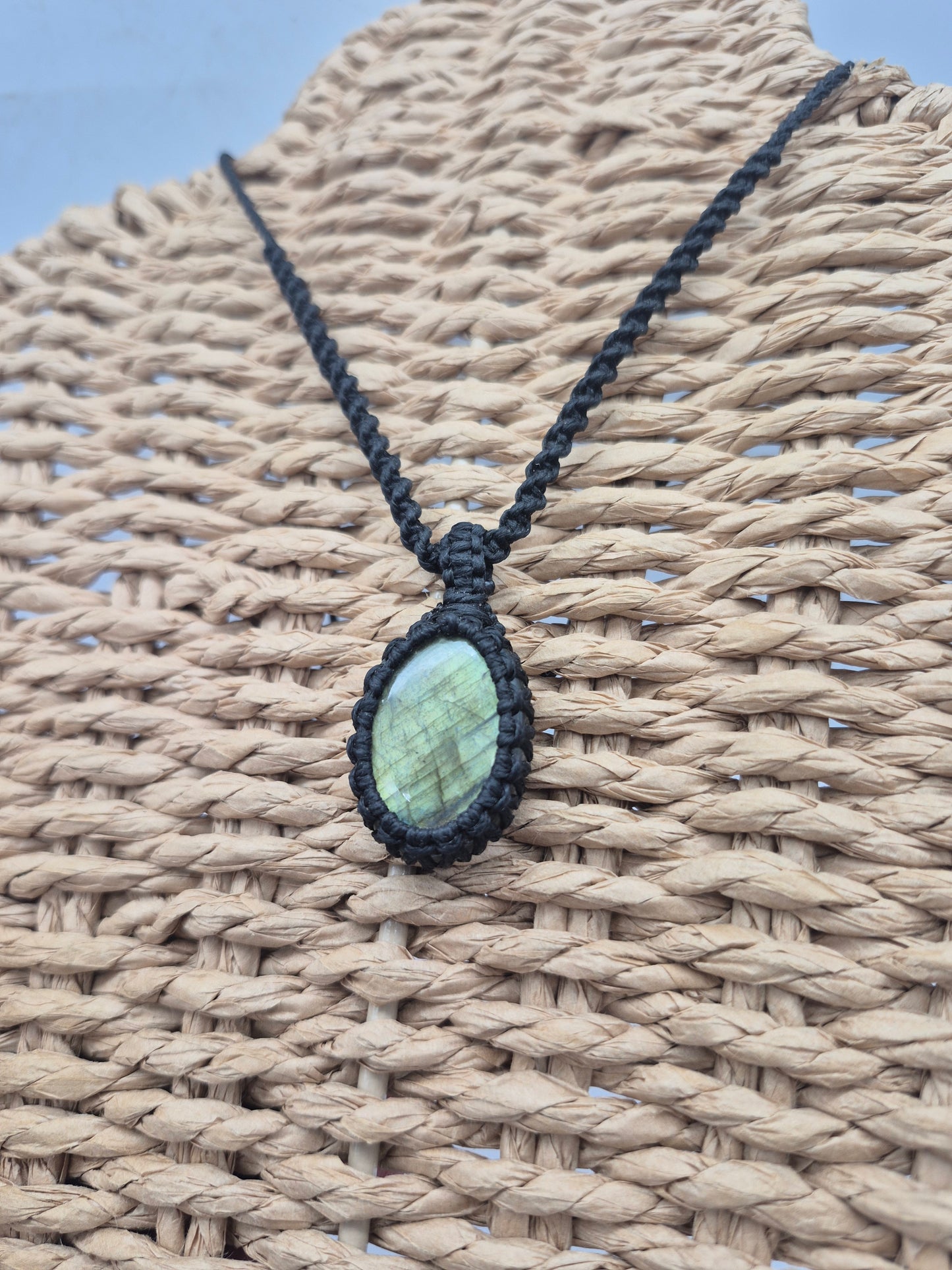 Labradorite Macrame Pendant Necklace Cabochon