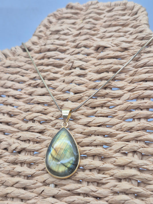 Labradorite Cabochon Brass Necklace - Brass Chain Tear Shaped