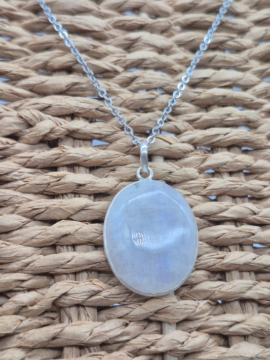 Moonstone Silver 925 Necklace Oval Shaped – Minimalist Moonstone Pendant with Stainless Steel Chain