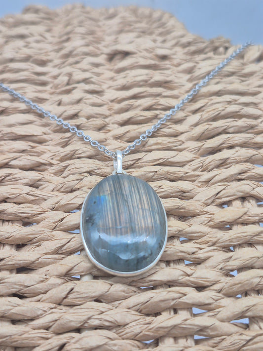 Labradorite Oval Shaped Silver 925 Necklace with Steel Chain