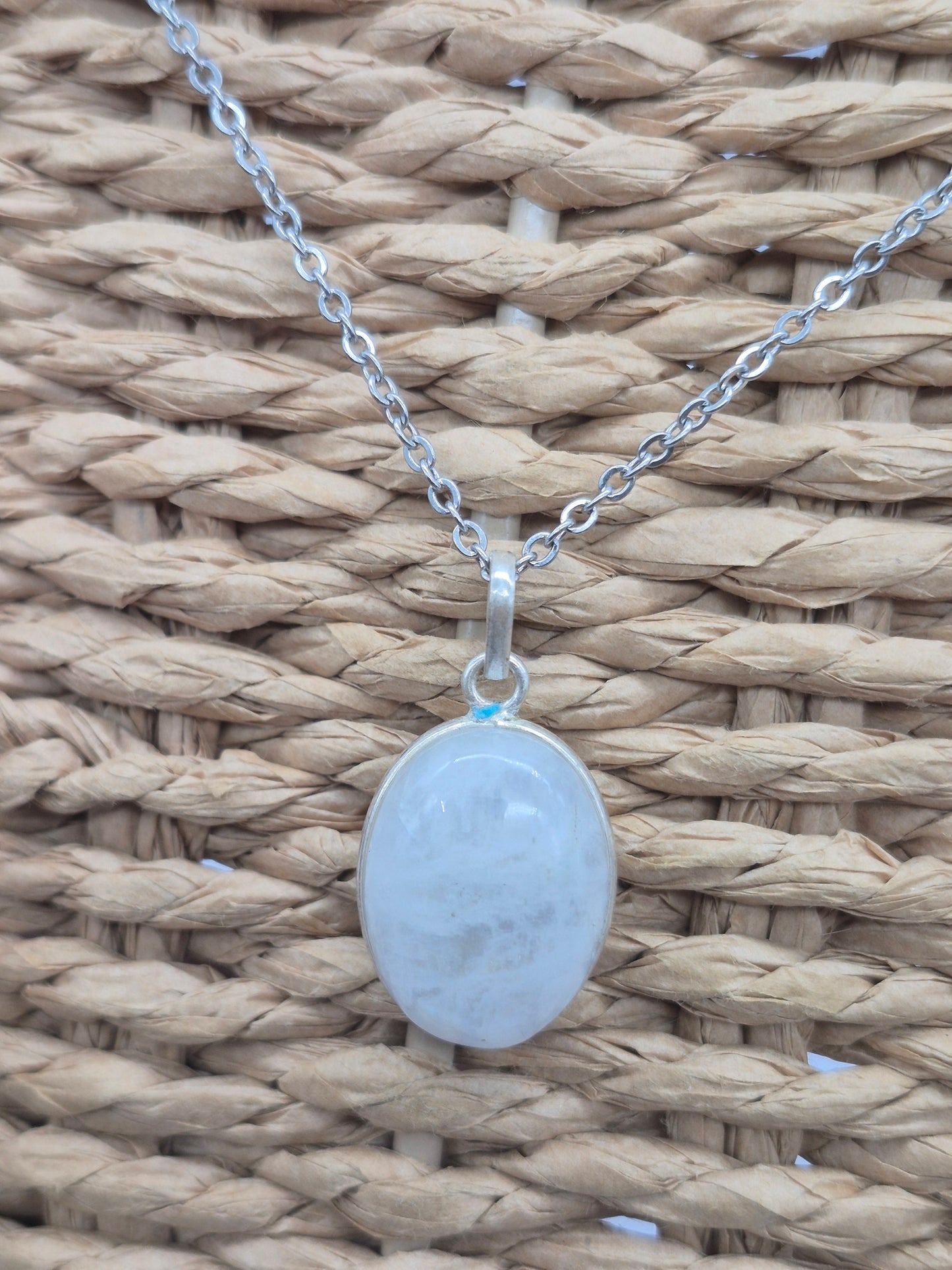 Moonstone Silver 925 Necklace Oval Shaped – Minimalist Moonstone Pendant with Stainless Steel Chain