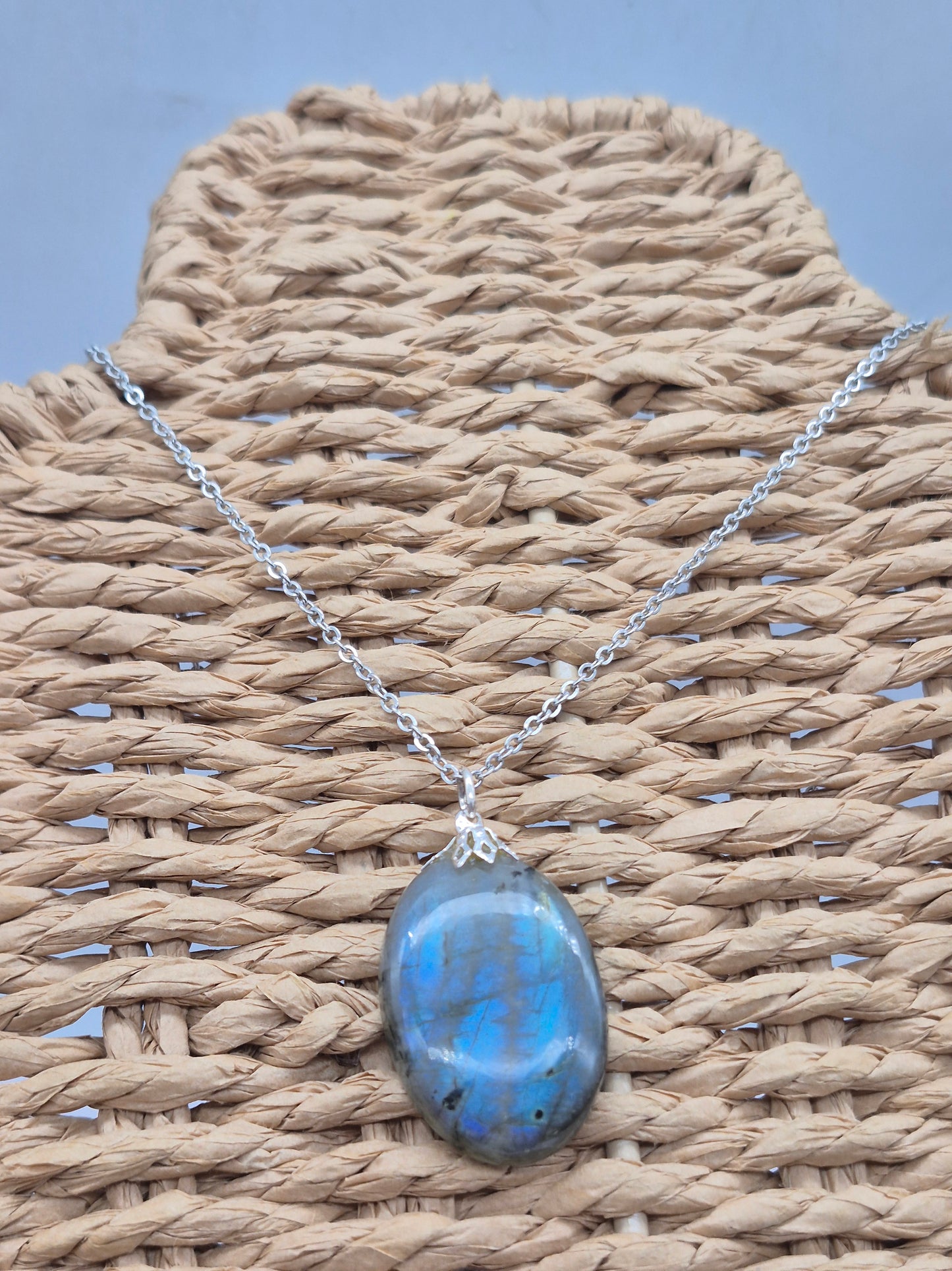 Labradorite Pendant Oval Shaped Silver Hoop, Stailnless steel Chain, Healing Crystal