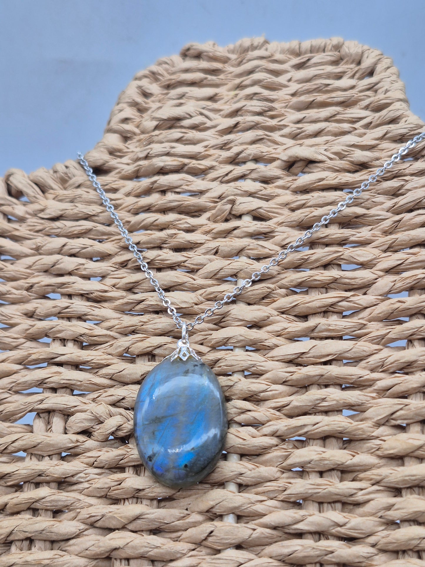 Labradorite Pendant Oval Shaped Silver Hoop, Stailnless steel Chain, Healing Crystal