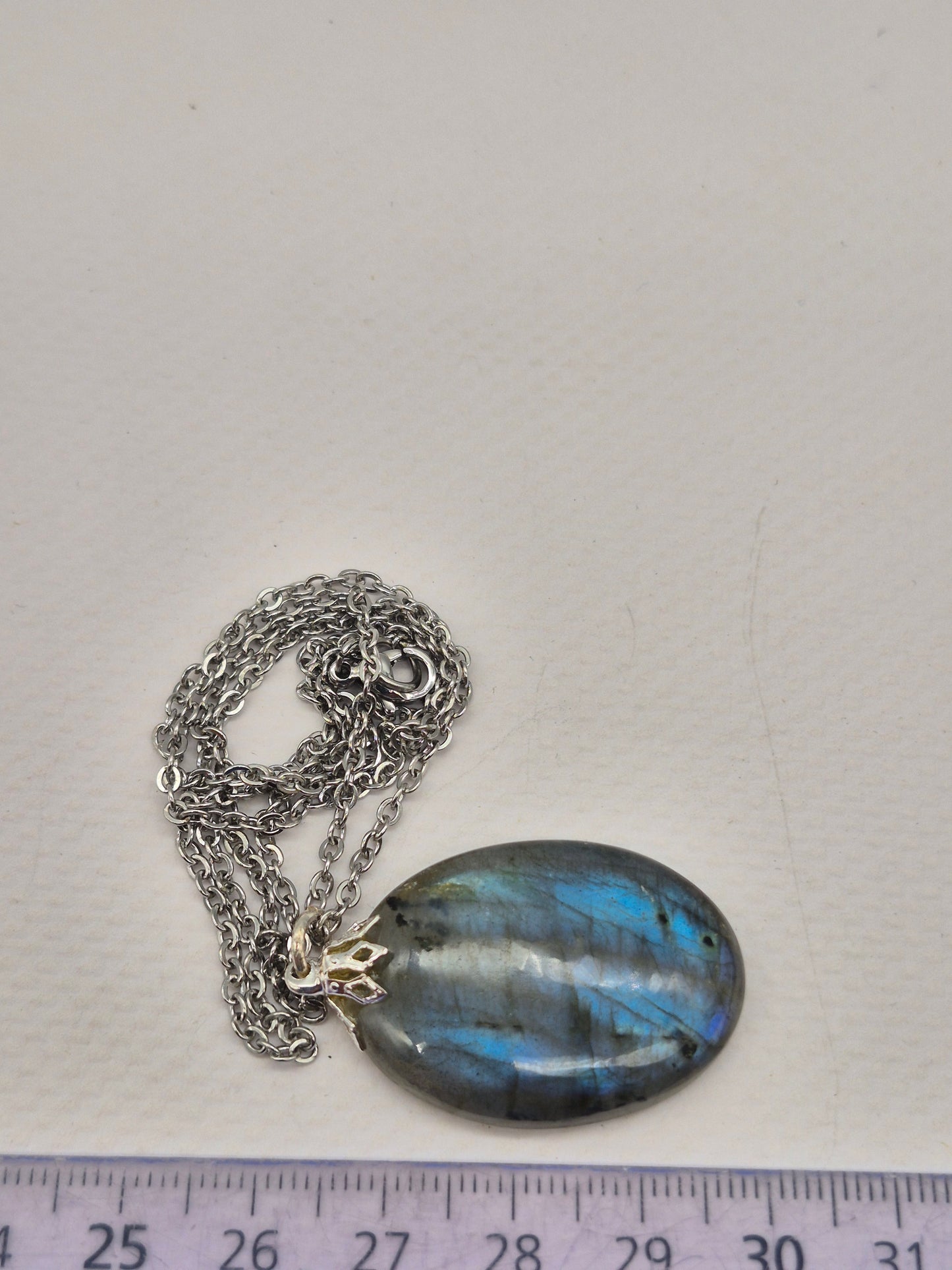 Labradorite Pendant Oval Shaped Silver Hoop, Stailnless steel Chain, Healing Crystal