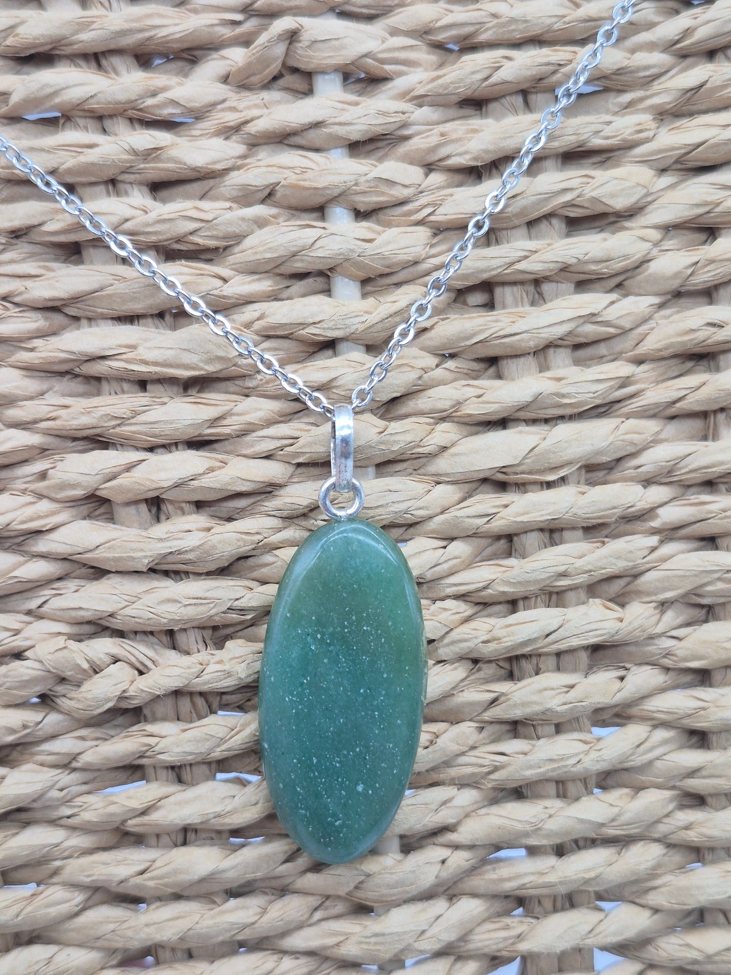 Green Aventurine Necklace – Crystal Pendant with Stainless Steel ChaiN, Silver Hoop