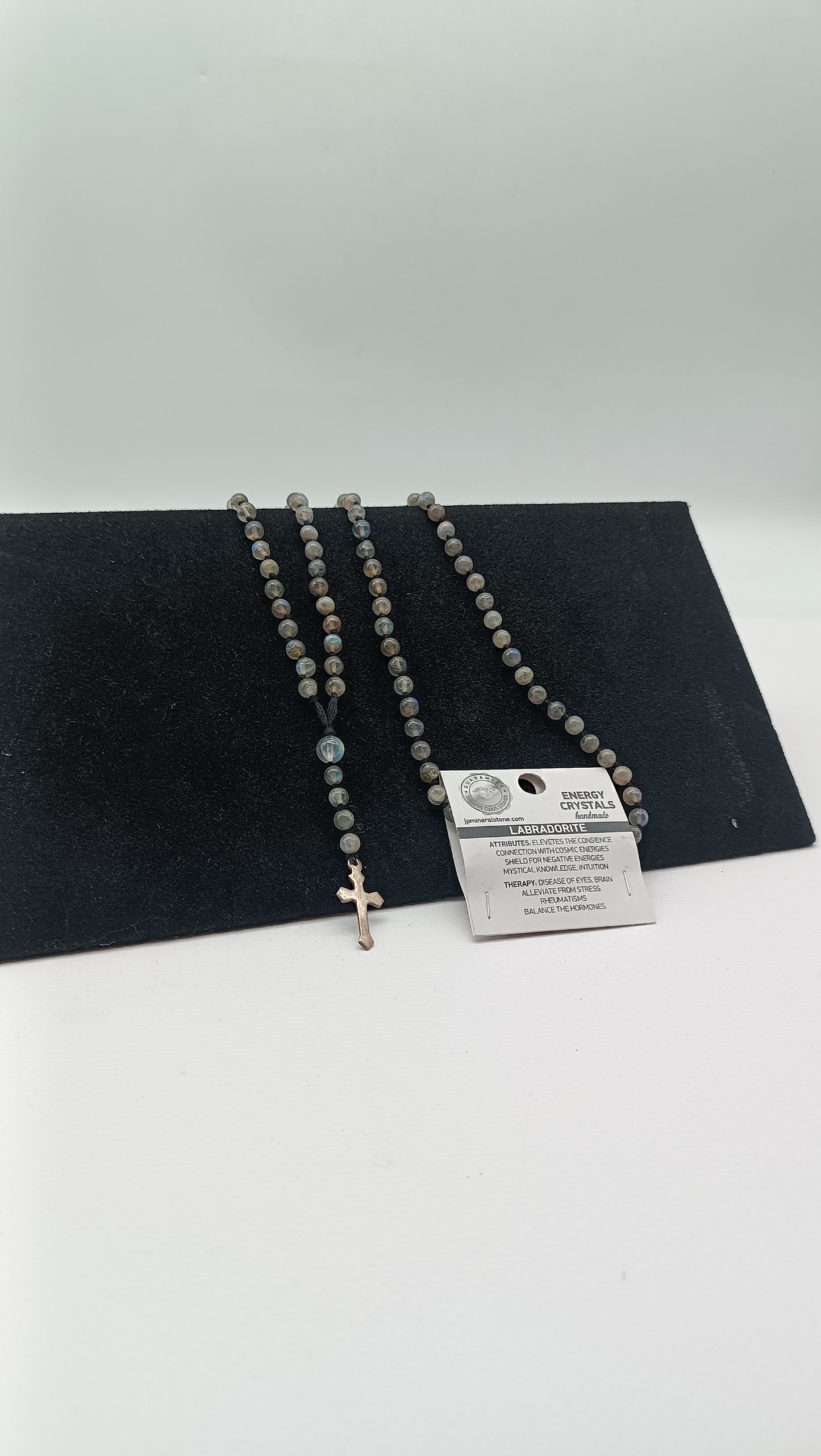 Rosenkranzperlen aus Labradoritkristall mit Medaillen-Kreuzstück aus 925er Sterlingsilber