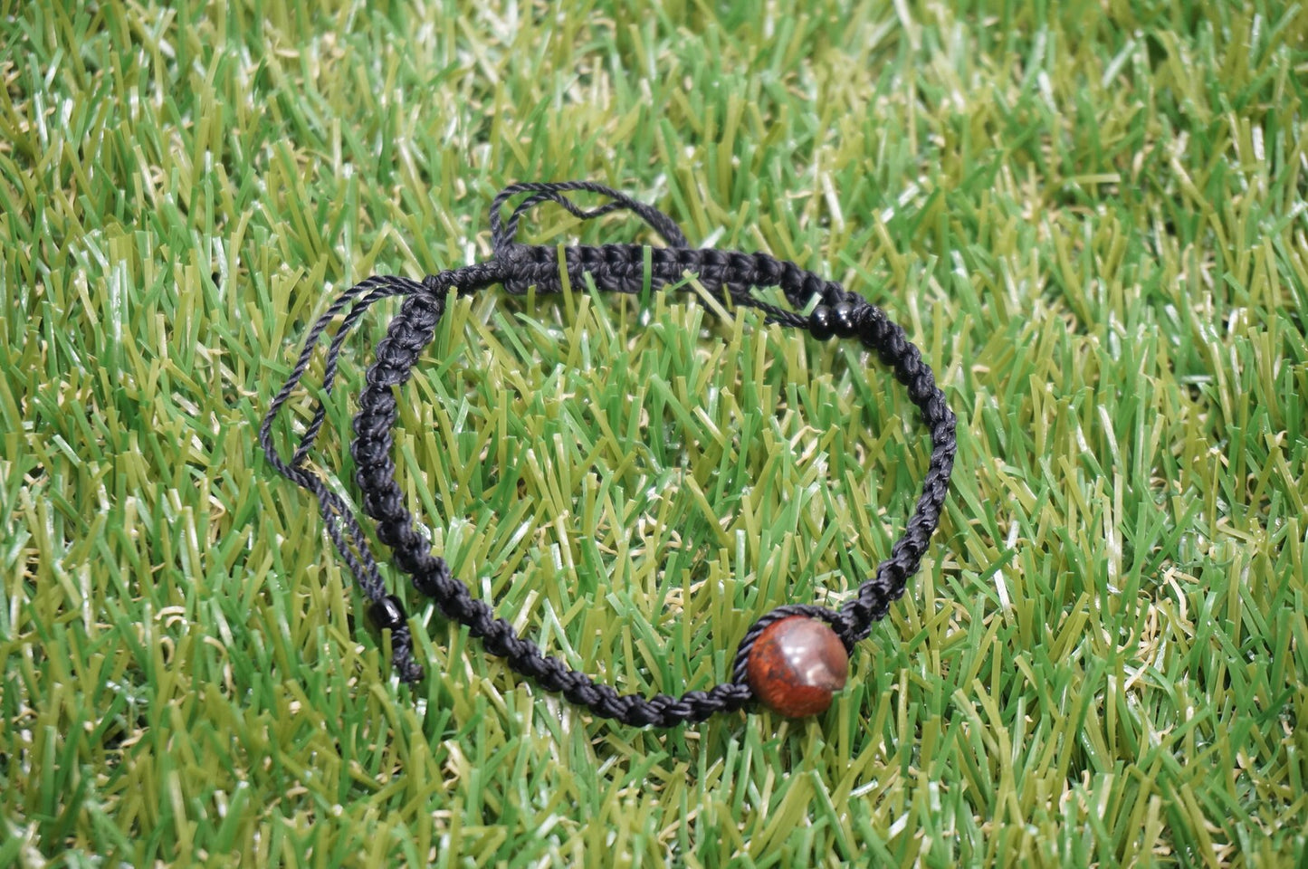 Gewebtes Armband aus Pyrit-Makramee