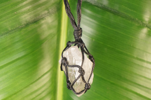 Quartz Crystal Rough Mineral Stone Brazilian Crystal Healing Macrame Wrapped Necklace Protection Gift Accessories
