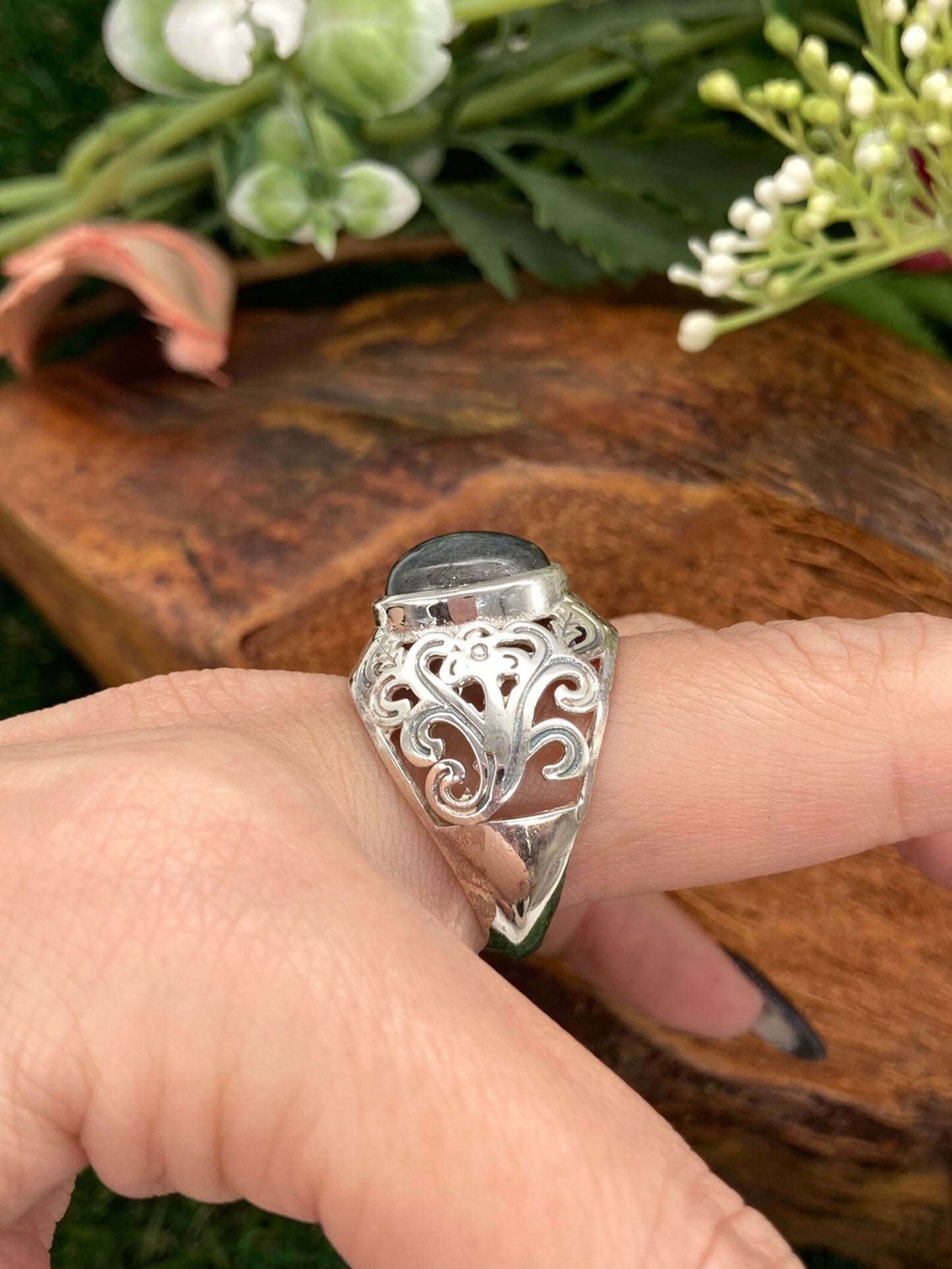 Handmade Labradorite Cabochon Statement Ring - Sterling Silver 925