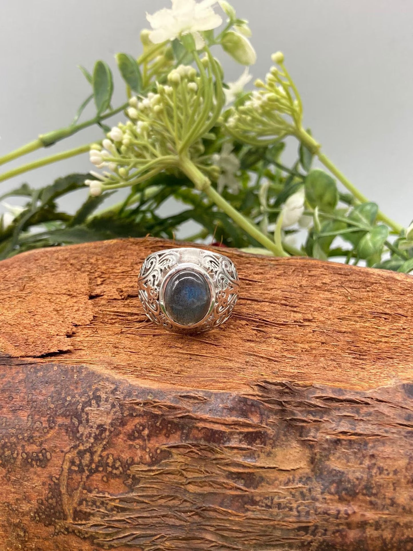 Handmade Labradorite Cabochon Statement Ring - Sterling Silver 925
