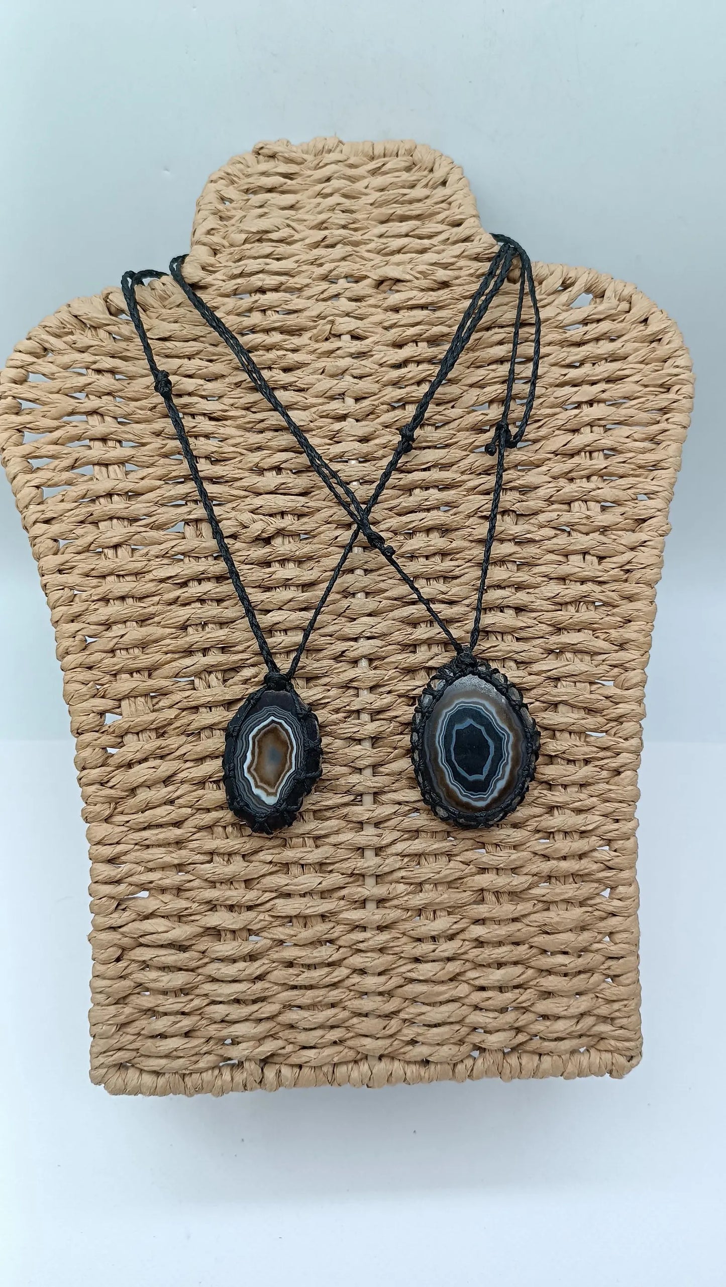 Κρύσταλλο χαλαζία Τραχιά ορυκτή πέτρα Brazilian Crystal Healing Makrame τυλιγμένο κολιέ Αξεσουάρ δώρου