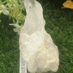 Quartz Rough Crystal, Mineral Specimen, Starter Pack Stone, Spirit Healing Power Gift Decoration Protection Mineral