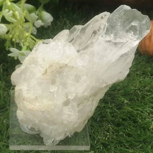 Quartz Rough Crystal, Mineral Specimen, Starter Pack Stone, Spirit Healing Power Gift Decoration Protection Mineral