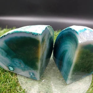 Blue Agate Book End - Agate Half Geode Book End Rock Formation - Lovely Book End