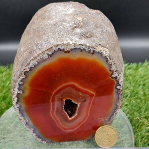 Natural Geode Agate with Quartz - Amazing Collector's Piece Extra Quality