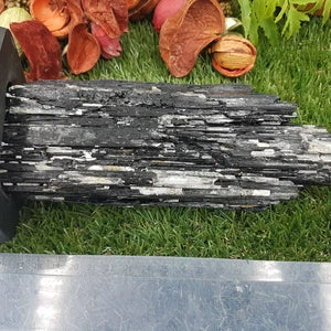 Black Turmaline Rough Mineral - Extra Quality - Amazing Collectors' Piece - Home Decor - Perfect Gift Idea