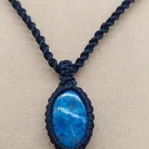 Blue Apatite Macrame Neklace, Blue Crystal Woven Necklace, Gemstone Unisex Necklace