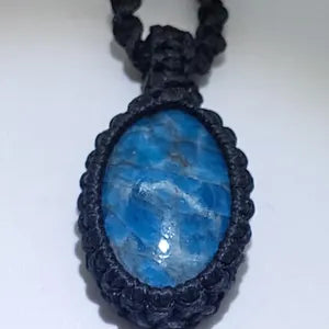 Blue Apatite Macrame Neklace, Blue Crystal Woven Necklace, Gemstone Unisex Necklace