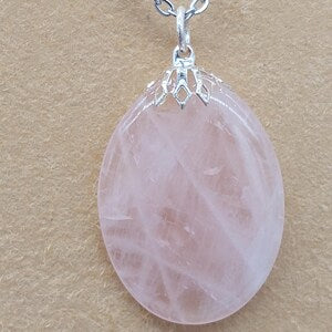 Rose Quartz Oval Stone Necklace, Pink Crystal Necklace for Women, Birthstone Necklace, Crystal Gift for Women