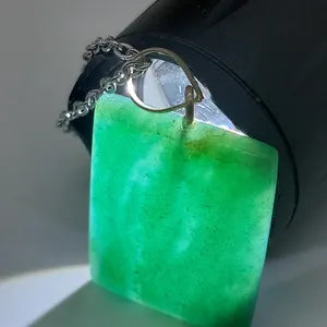 Green Aventurine Crystal Necklace for Men and Women, Gemstone Pendant with Steel Layering Chain, Crystal Gift Ideas