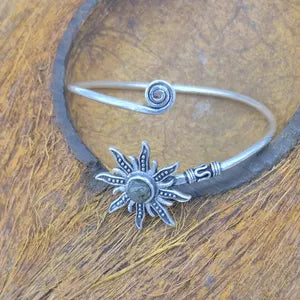 Labradorite Cuff Bracelet – Silver Plated Adjustable Boho Cuff