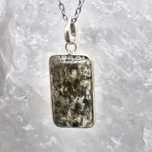Clear Quartz Necklace with Green Tourmaline Inclusion – Silver Bezel Pendant on Stainless Steel Chain
