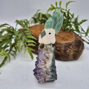 Rose Quartz Bird with Green Agate Feathers on Amethyst Cluster Base – Gemstone Bird Figurine, Crystal Animal Sculpture