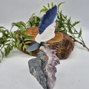 Quartz Carved Bird on Amethst Cluster Base Blue Agate Plum and Tail, Gemstone Vintage Parrot Bird Sculpture Figurine