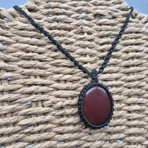Carnelian Macrame Pendant Necklace – Energy & Motivation